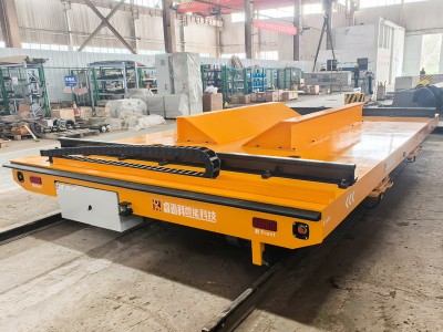 כיצד לבחור מטענים עבור עגלות העברה תעשייתית חשמלית